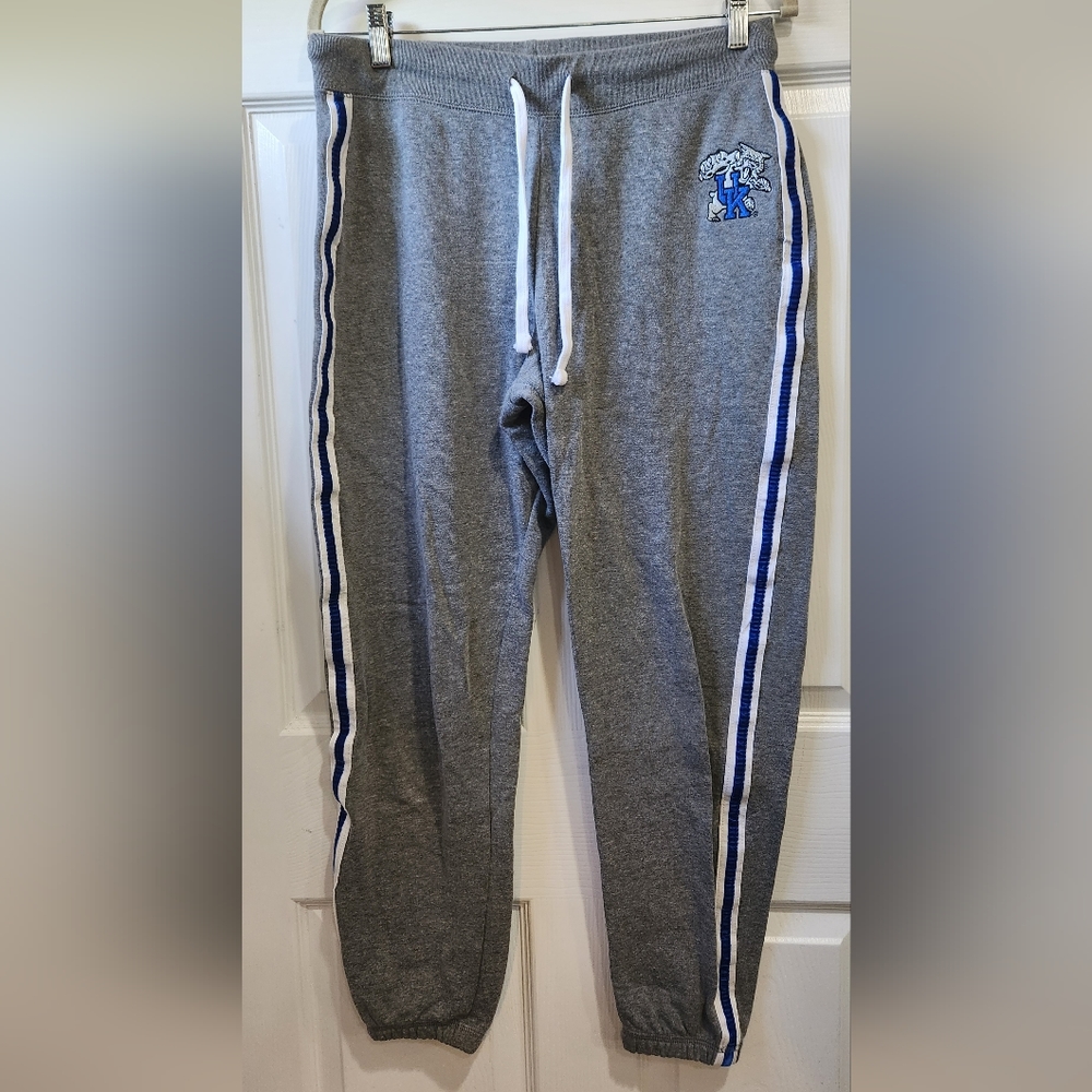 Captivating apparel University of Kentucky Wildcats grey sweatpants size…